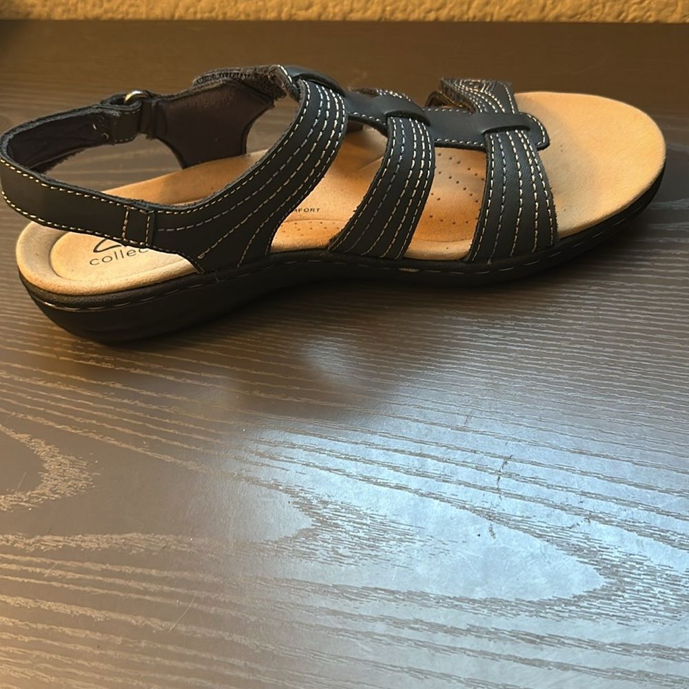 Clarks Gray Comfort Sandals, NWOT - Picture 4 of 4